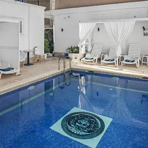 Rezidence Tredi Center 4* Tirana