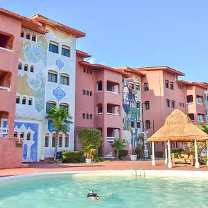 Selina Laguna Zone מלון קנקון