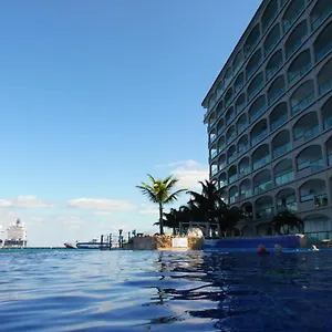 el-cantil-condo-resort.quintano-roohotels.com/